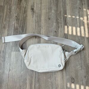 Lulu Lemon Everywhere Belt Bag Large 2L